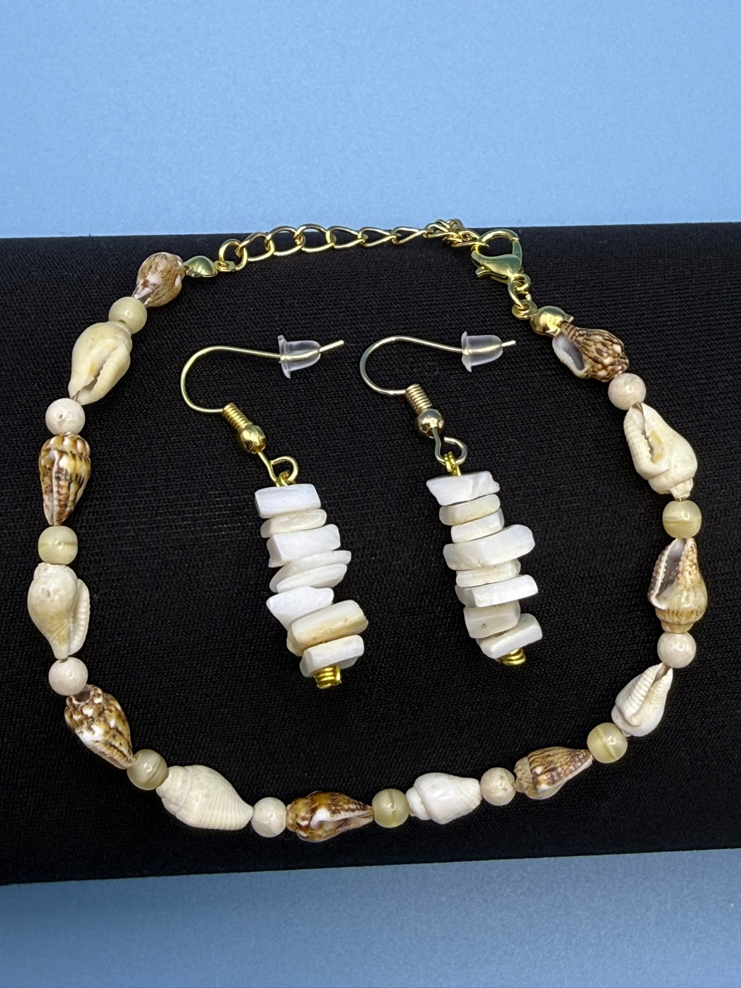 Natural Seashell Bracelet & Earrings Set