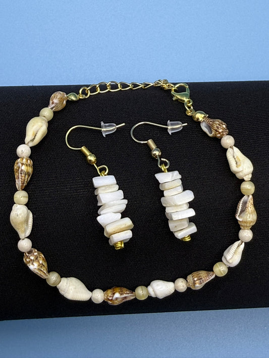 Natural Seashell Bracelet & Earrings Set
